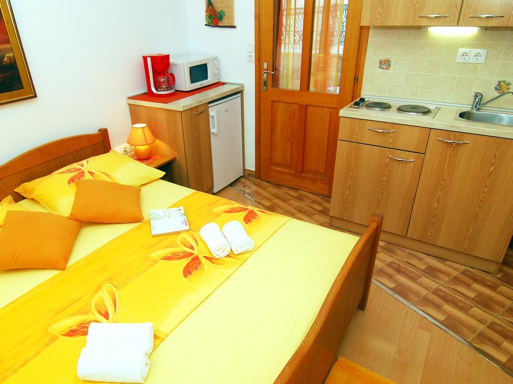 Studios Magnolia Trogir Bilik gambar